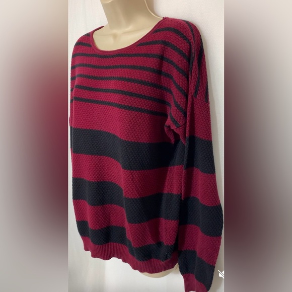 Forever 21 burgundy and black stripe pullover sweater - Picture 4 of 8
